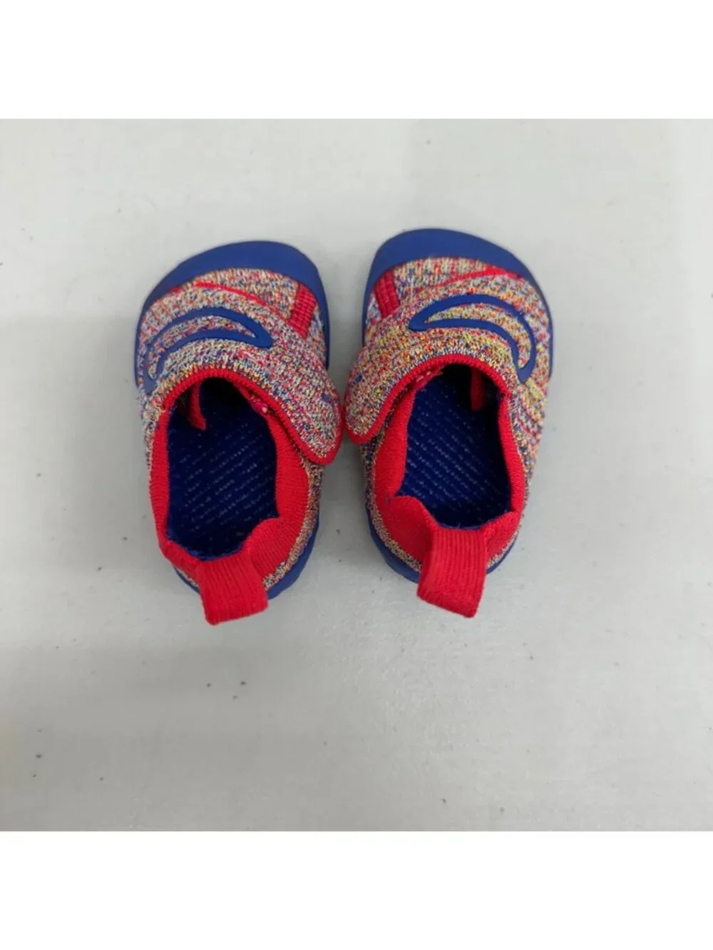 Nike FB3244-100 Swoosh 1 Infant Crib Shoes Fly Knit Sail/Siren Red/Vivid Size 3C